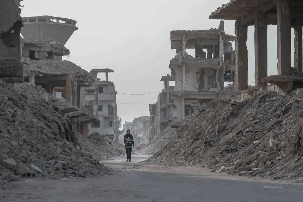Emmanuel Macron en Syrie : Reconstruction et Partenariats Économiques