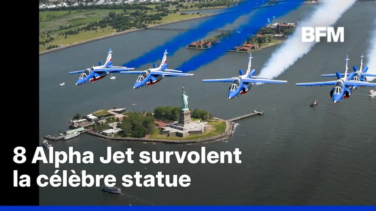 Patrouille de France : survol historique de la Statue de la Liberté à New York