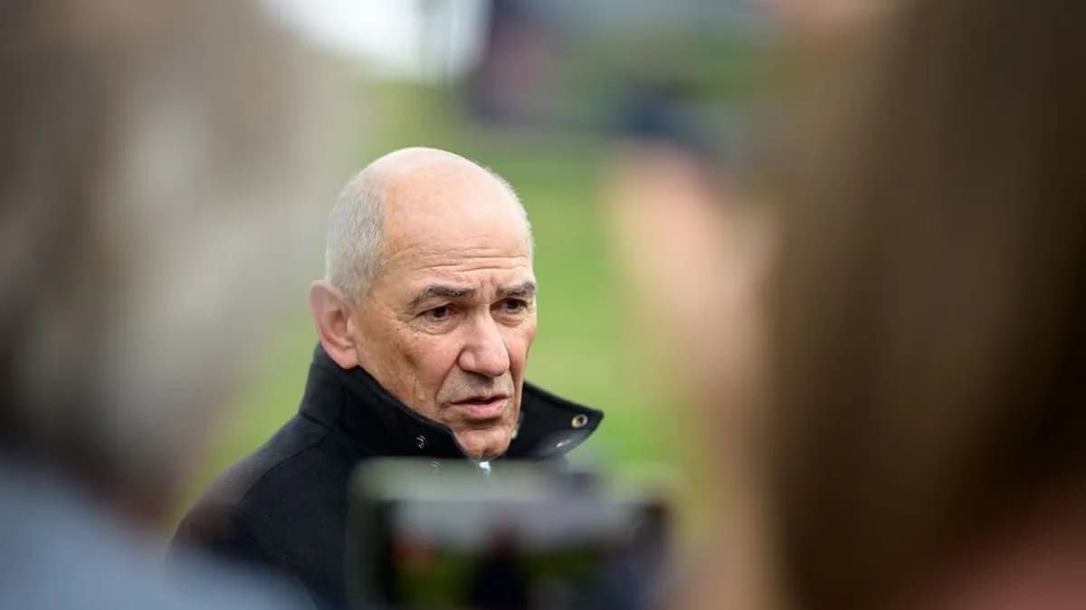 Janez Jansa annonce un accord de coalition pour former un gouvernement en Slovénie