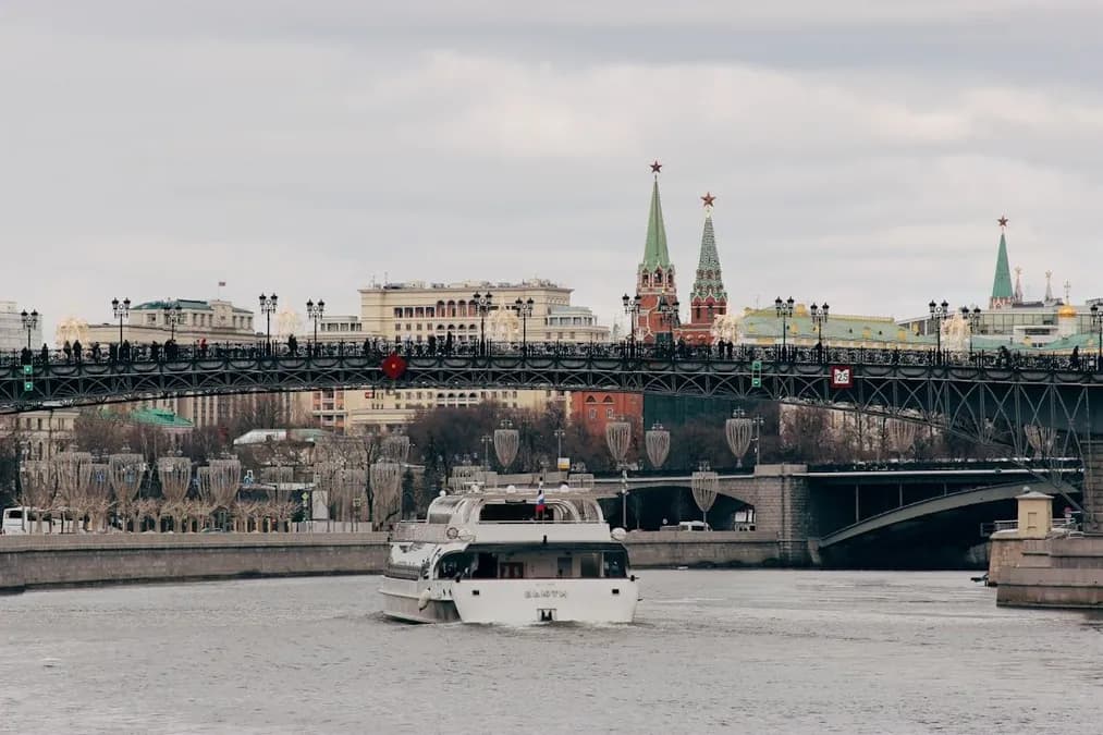Analyse : pourquoi la Russie cherche à peser diplomatiquement dans la guerre au Moyen-Orient en 2026