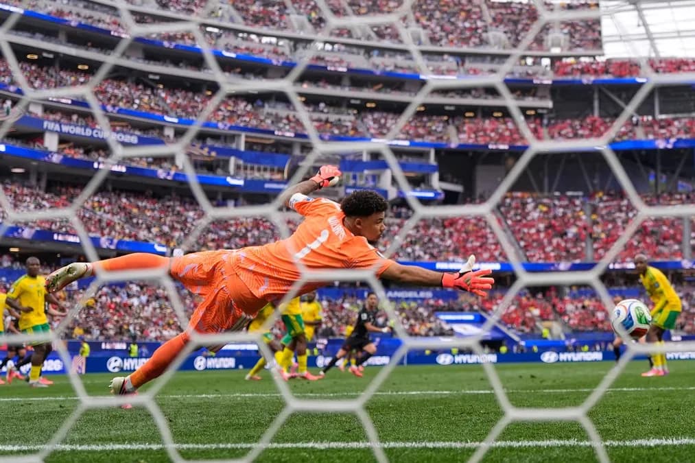Qualification historique du Canada pour les huitièmes de finale de la Coupe du monde