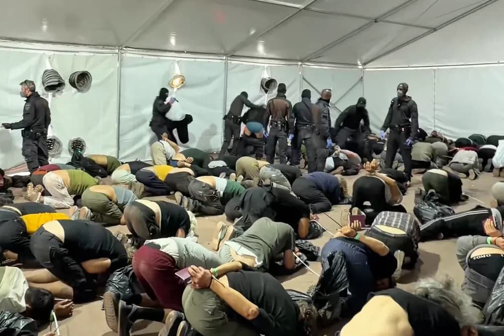Israël : la vidéo choc de l'humiliation des détenus de la flottille pour Gaza