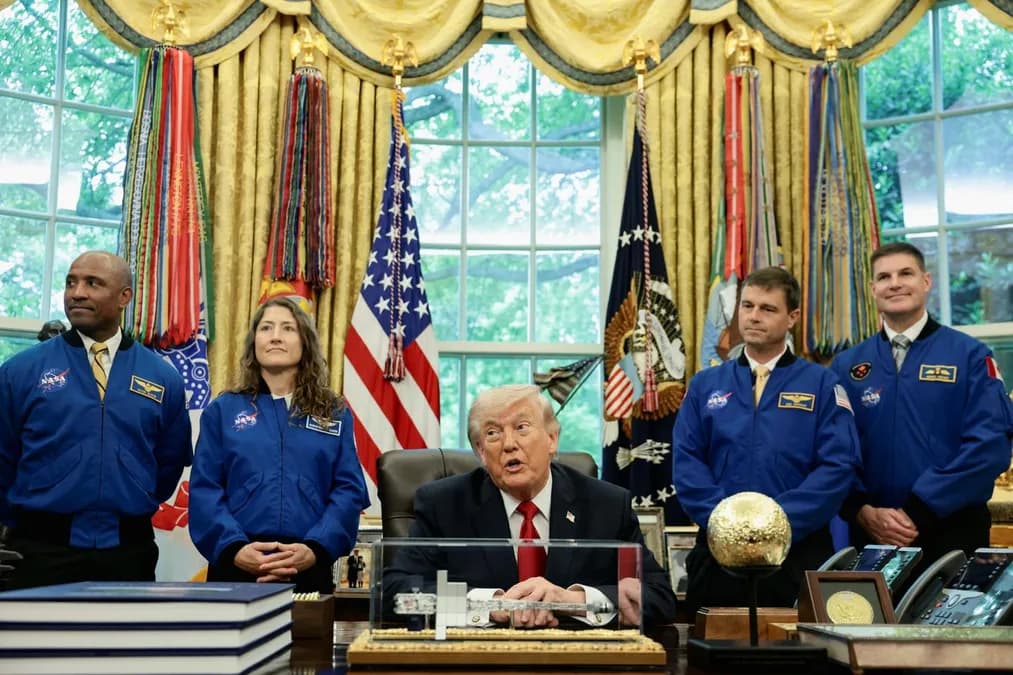 Donald Trump face au mythe de la frontière : Terre vs Mars, expansion géographique et spatiale
