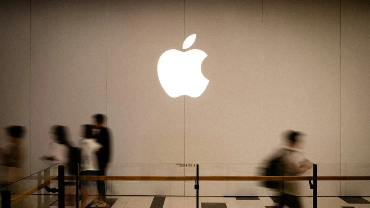 YouTubeurs attaquent Apple : recours judiciaire pour usage non autorisé de leurs vidéos dans l’IA
